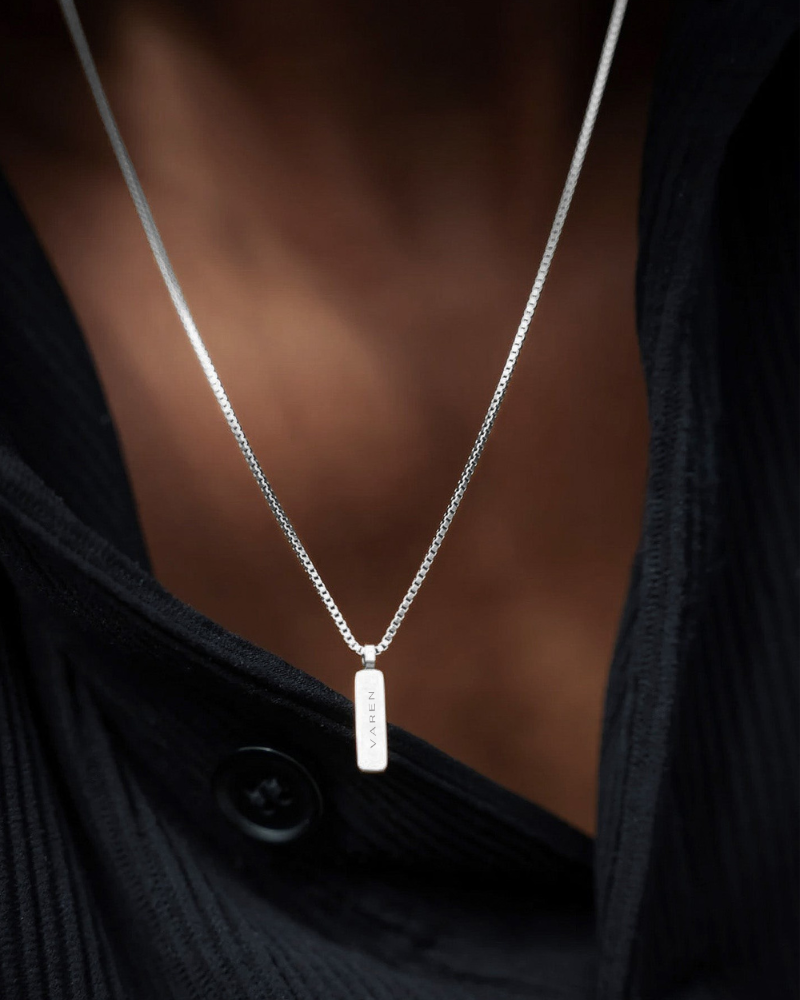 Box Cube Chain Necklace with Pendant
