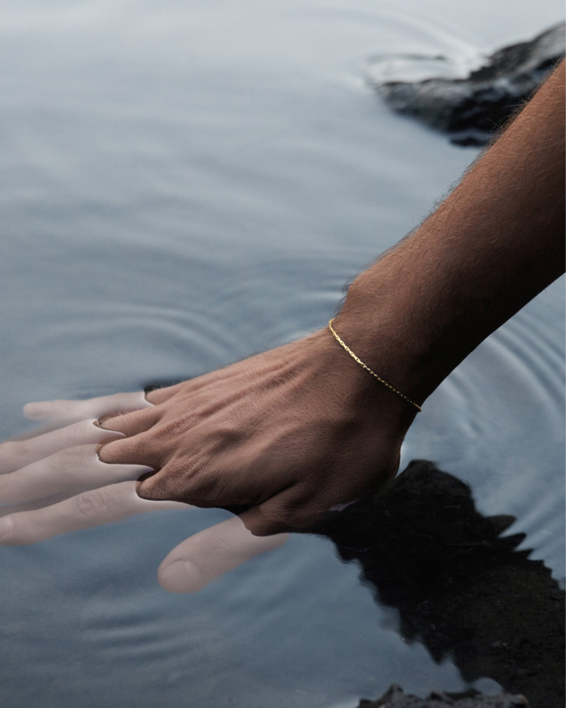WIRE CHAIN BRACELET