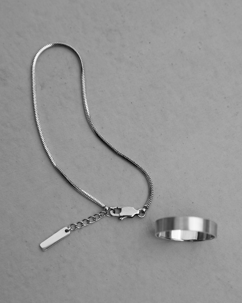 SQUARE CHAIN BRACELET