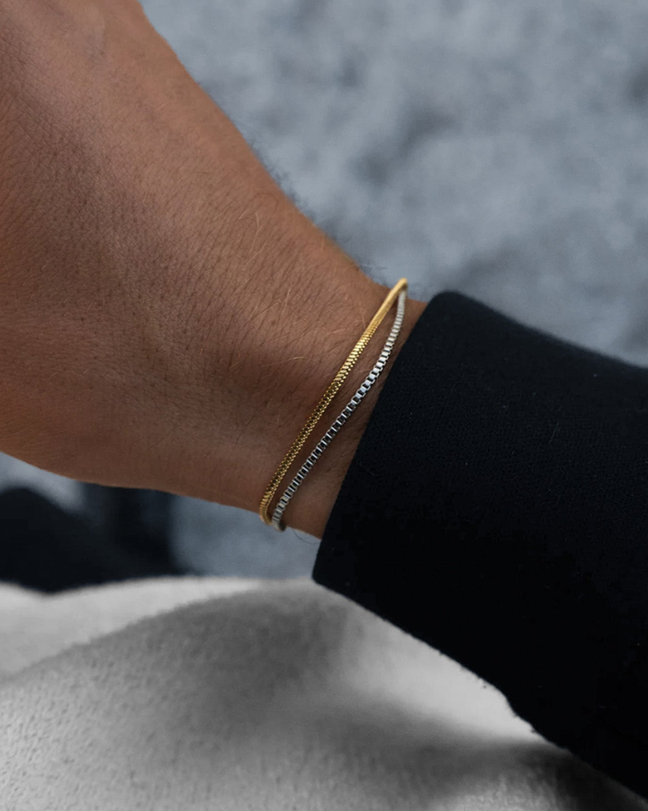 SQUARE CHAIN BRACELET