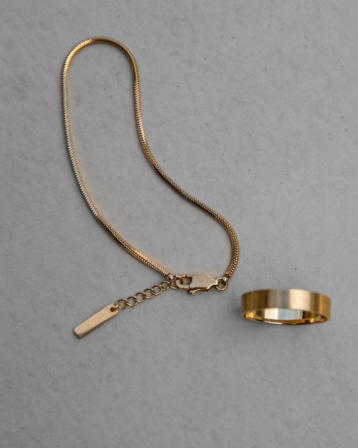 SQUARE CHAIN BRACELET